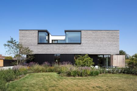 Project VE in samenwerking met DILS | Fire • Stone • Wood & Element 4 & Manuel Gordts architect (reportagen en fotografie: The Art Of Living , Yannick Milpas)